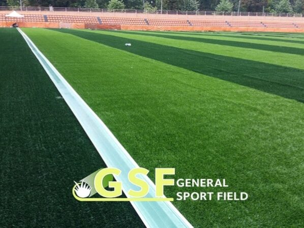 Gazon-monofilament-bicolor-cu-shock-pads-3 - Copy Amenajare teren de fotbal cu gazon artificial